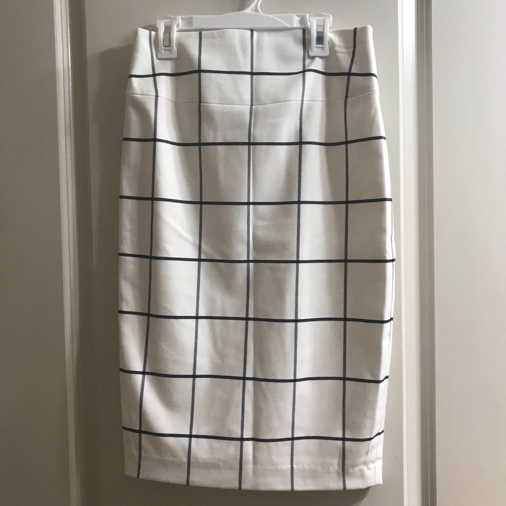 Express pencil skirt.